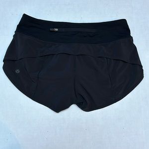 Lululemon women’s size 4 black running shorts